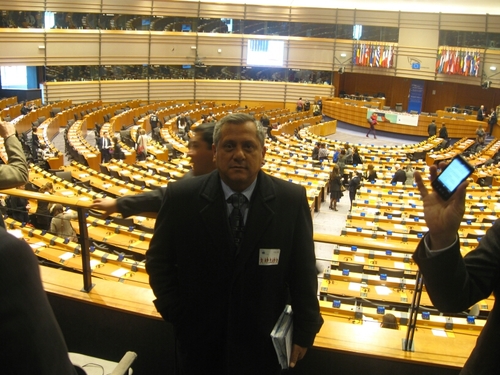 gino_rolleri's profile picture. DR. Ciencia Política y RRII, especialista en GP, Catedrático del CAEN, USIL. Jefe de Gabinete de Asesores del MINDEF, Asesor del MINAM,Consultor del PNUD Y WPF