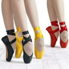 TheDanceTweets's profile picture. Another dancer tweeting her day-to-day life, dance.