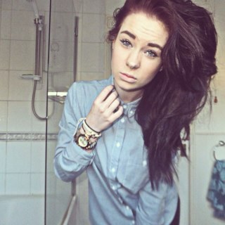 cheekycyd's profile picture. follow me ill follow you back:P add me on bbm294621C7