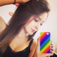 Gosta de frases, trexos de musicas e filmes, me #siga #retweet e #favorite