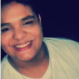 ♥ Não ligo que me olhem da cabeça aos pés..porque nunca farão minha cabeça e nunca chegarão aos meus pés