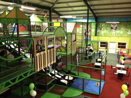 Pandamonium Play Centre based in Erskine, We have our Little Pandas Nursery & Hair and beauty salon. Find us at 53 Kilpatrick Drive Erskine PA8 7Af 0141 8126081