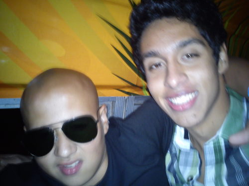 _elvictoor's profile picture. 