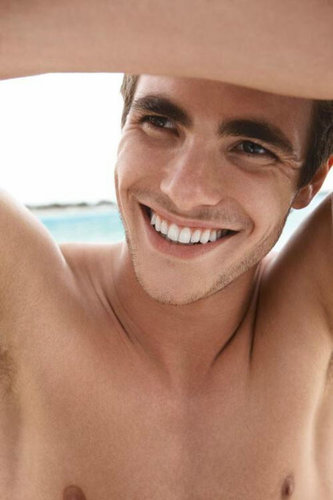 MarcoClemm_EPA's profile picture. Time traveler & can absorb your memories and skill by just touching you,still has to control it || Love doesn't exist, it's a trick created by our own mind