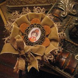 CreacionesMama's profile picture. especializada en tocados para niña. ...diseñamos a juego con su ropita..si necesitas de nuestra ayuda ponte en contacto con nosotros