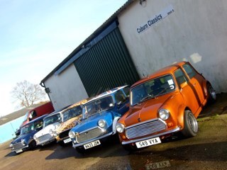 Minis on the rec is a mini show with the added bonus of classic and custom cars. Everybody is welcome as there is parking on the field a great family day out.