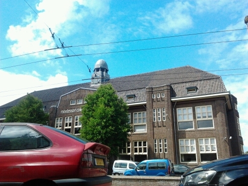 Wij zijn de leerlingenraad van het Montessori College Arnhem. Wij posten foto's van onze projecten en jij kan reageren met ideeën!