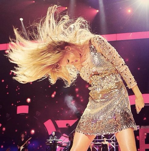Love Taylor Swift