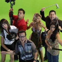 Somos un ejército de fanáticos del mejor programa de comedia de la Television Ecuatoriana #VIVOS. Que este 2013 viene Recargado :D
