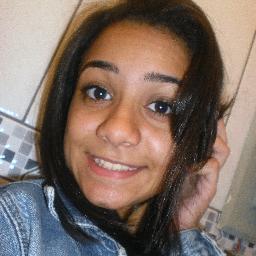 Sou tipo assim : tudo que eu querria seer . Sou torriiana ,Morenaçça Malluca e Malu , sou tipo assim a Barbie da VM Sigo dee volta