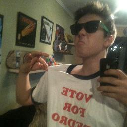 TonyPanach's profile picture. #followback 
#teamfollowback 
#ff 
#refollow 
#followyou 
#follow