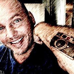 Photographer located in Bergen Norway. Workes as a live producer for live music productions, AV-productions and TV.