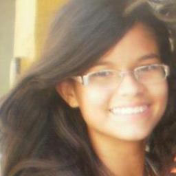 Uma simples garotinha *-*