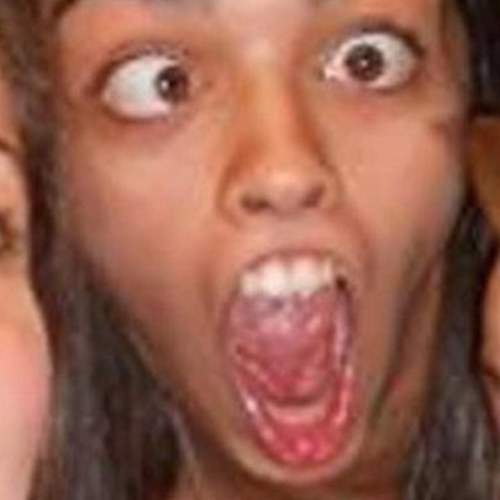 AnnoyingBender's profile picture. One sec. Lemme upload this to face book.. #DUCKFACE