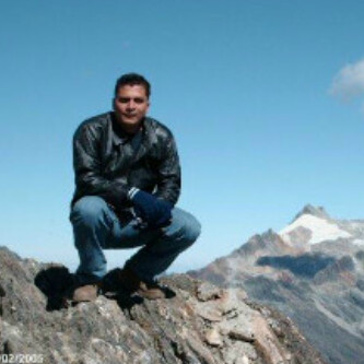 victorbolivar43's profile picture. 