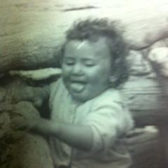 WriteOffTheEdge's profile picture. I am a humorist, animal lover, political junkie. I have MS and macular degeneration. Love my Canada!!!