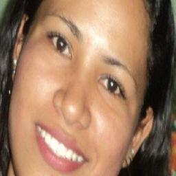 Autêntica,Extrovertida, gosto de fazer novas amizades..Não Suporto mentiras e nem Falsidades! Eu Msma!!!