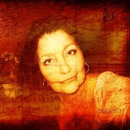 SallieTee's profile picture. 