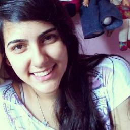 Baiana, 16 anos. Segue pra saber mais (: