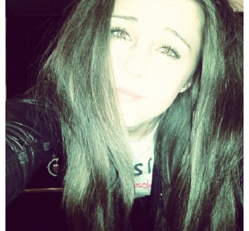 I follow back and @corton13 is amazing ok x