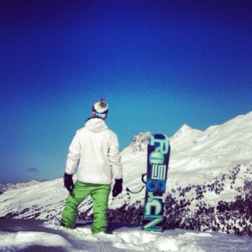 derechouu's profile picture. 