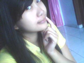 EllaElli's profile picture. Tersenyumlah apapun yg terjadi.itu hidup