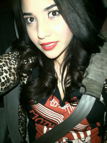 beatleschik's profile picture. Love Science. Cheesecake Baker. Bohemian, Free Spirit. Hopeless Romantic. Love my soulmate.