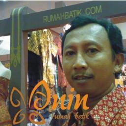Pelaksana di Anin Rumah Batik. Penerima penghargaan dari Menteri Koperasi & UKM.

ig: abduh300