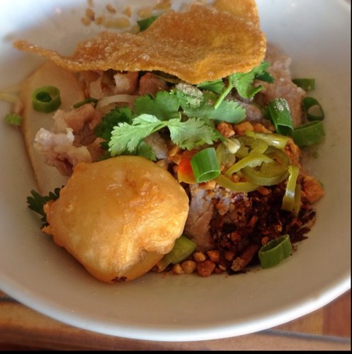 Jindamelb's profile picture. Family running Thai restaurant Serving delicious dishes since June 2013