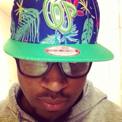 Im grown
 #TeamGIP 
Preassure makes Diamonds Seriously your mom thinks I'm the koolest