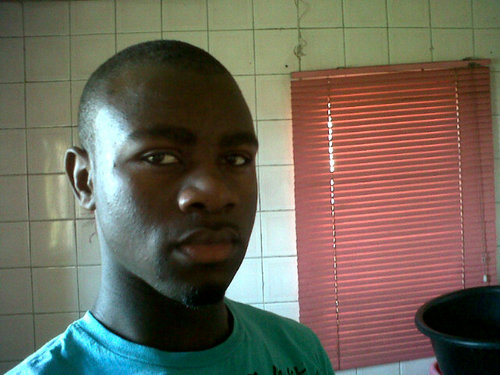 StreetzNhlaka's profile picture. 