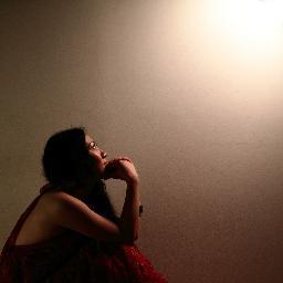 うたを唄っています。
I sing a song and play the ukulele.
Follow me,pls!!