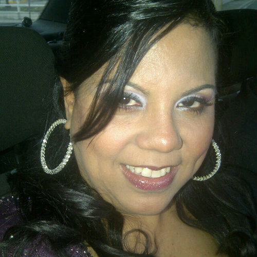 Dra. en Estomatología, Aguilucha hasta la muerte...felizmente casada y con un gran tesoro....mi familia!!!
