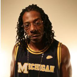 WHATUPDOE!??! IM A PRODUCER, ENGINEER, ARTIST YEP IM ANAL !! LOL GET TO KNOW ME LETS WORK!! LOVE!!