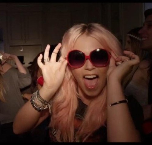 ameliaslilyx's profile picture. Amelia Lily is my idol.. Okay? :)