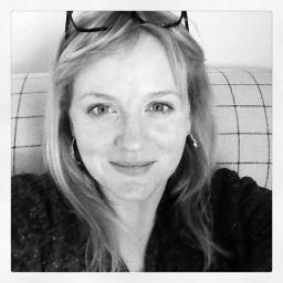 OnlineEllen's profile picture. diving back into the digital world with a focus on wellness