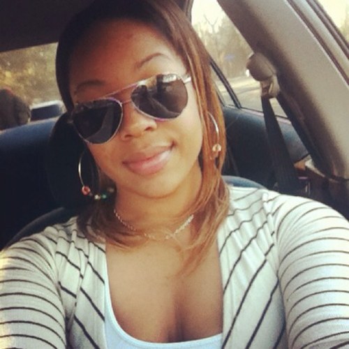 TweetyByrd #Team:SINGLE!! #Class2013 #TrackStarAllDay... Follow me on Instagram: #Charmainbxch