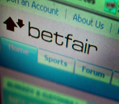 Been sports betting for more than 10 years, over six figures usually per year. I'm keen on what works and what doesn't on betfair. so listen up carefully punter
