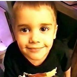 Hi I'm Linoy ღ
I love Justin Bieber and Demi Lovato ☼►♫
Im from Israel 
Music = MyLife ♫♪►♫♪