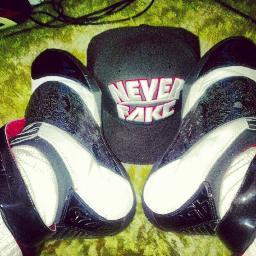 Lets Go Steelers!!!!!
SNEAKERHEADS UNITE!!!!!
Instagram: dirtytoe1008
My Blog http://t.co/diBBbpTd7B