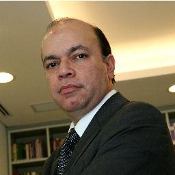 Advogado em São Paulo especializado em direito tributário, autor de inúmeros artigos publicados em revistas especializadas.
