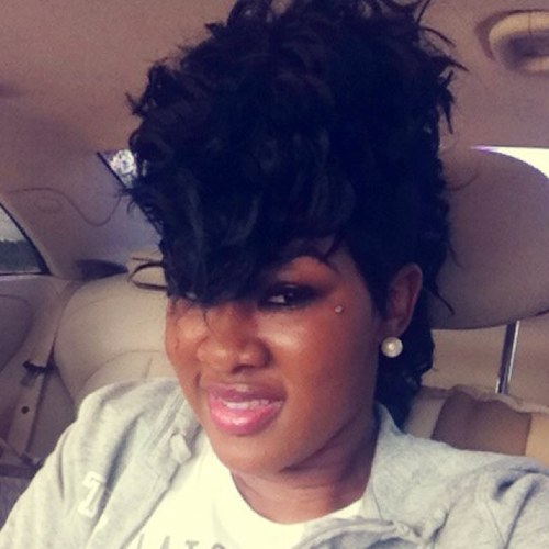 #Vee Mother of 1 #Team Cancer Trust no one #IFollowBack iphone ♋