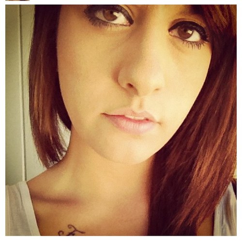 Teeeenaa's profile picture. 