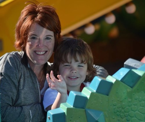 Blessedwoodmom's profile picture. I love my God, my family, and am here to Serve Him!