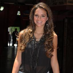 Fã Clube Dedicado a Priincesiinha e Atriz @BruMarquezine Seu Sorriso Me Inspira. Ela Me Faz Tão Bem ♪
Since:02/03/2013
