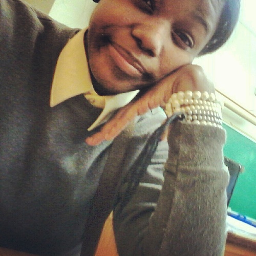 FOLLOW MEE:))
