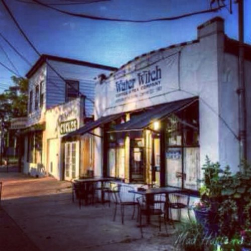 The Water Witch Coffee and Tea Co. is a coffee shop in Highlands, NJ. Serving up locally roasted coffee and homemade pastry since 2006, now serving brunch!