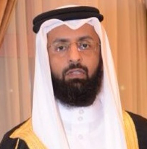 نائب سابق في البرلمان البحريني .
 ورئيس للمجلس البلدي بالمنطقة الجنوبية .