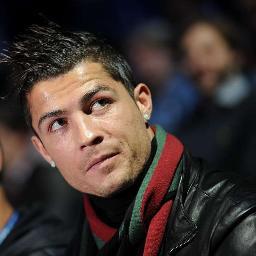 Sou o CR7 de 1 bola de ouro..., Jogo no Real Madrid mas gosto do Manchester!  @ClubeFollowBack