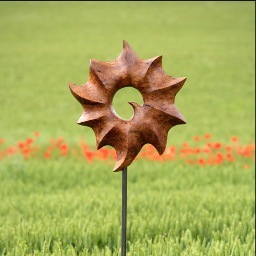 mmmsculptor's profile picture. I am a Sculptor, carving in British Hardwoods and producing works of Art for the home and garden.